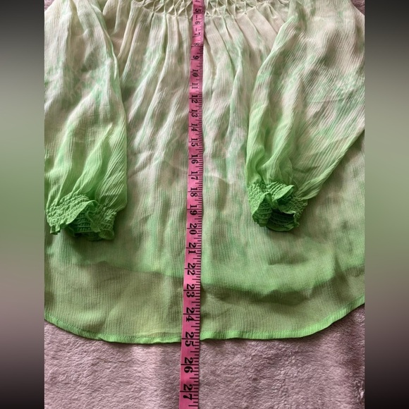 Sundance Women’s Catalog  Silk Chiffon Smocked top Blouse‎ Size Small - Picture 6 of 7